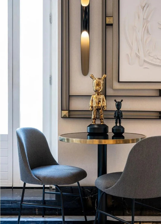 Scultura The golden Guest-Big