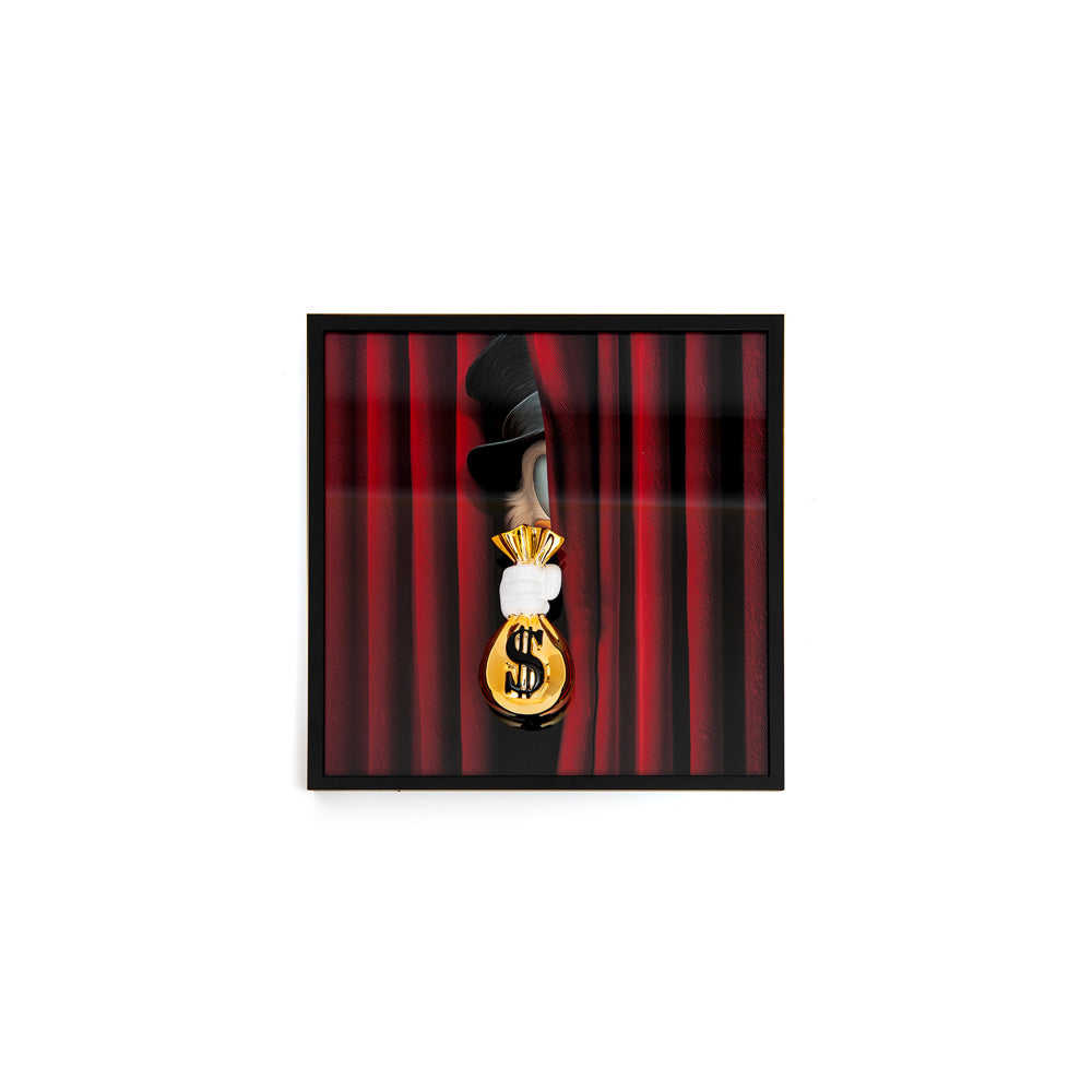 MONEY BAG ON STAGE 30X30