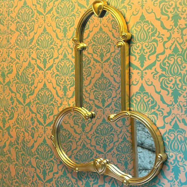 Liberty Mirror  Man