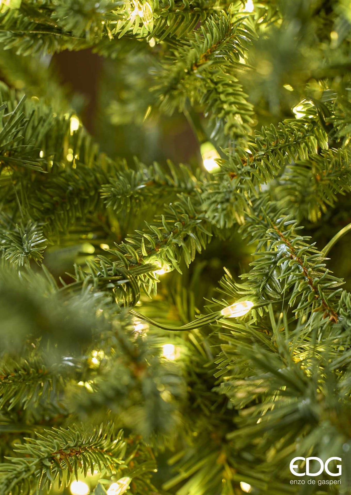 Albero di Natale Pino Lucciole EDG con 3.100 Rice LED – H 210 cm