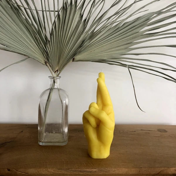 Candele di gesto della mano Dita incrociate