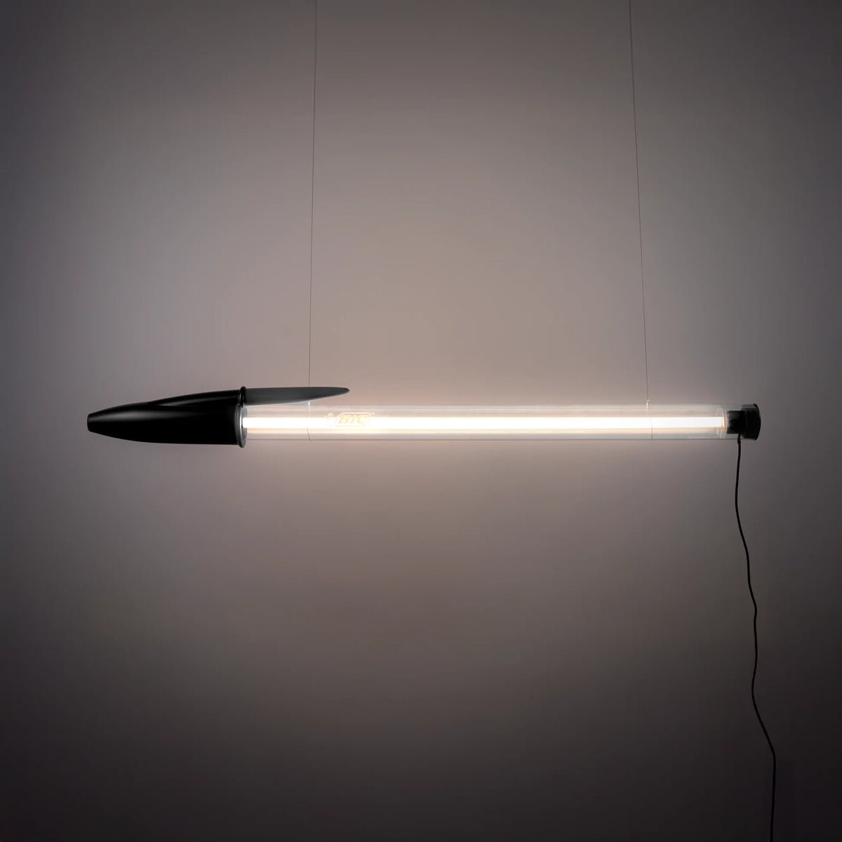 BIC LAMP - BLACK