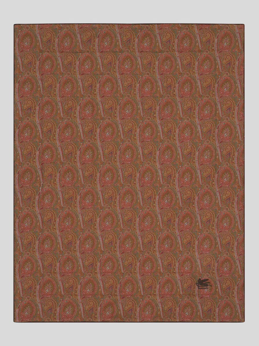 PLAID TRAPUNTATO IN VELLUTO CON MOTIVO ARNICA